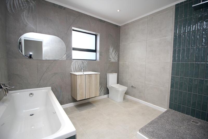 3 Bedroom Property for Sale in Bergsig Western Cape